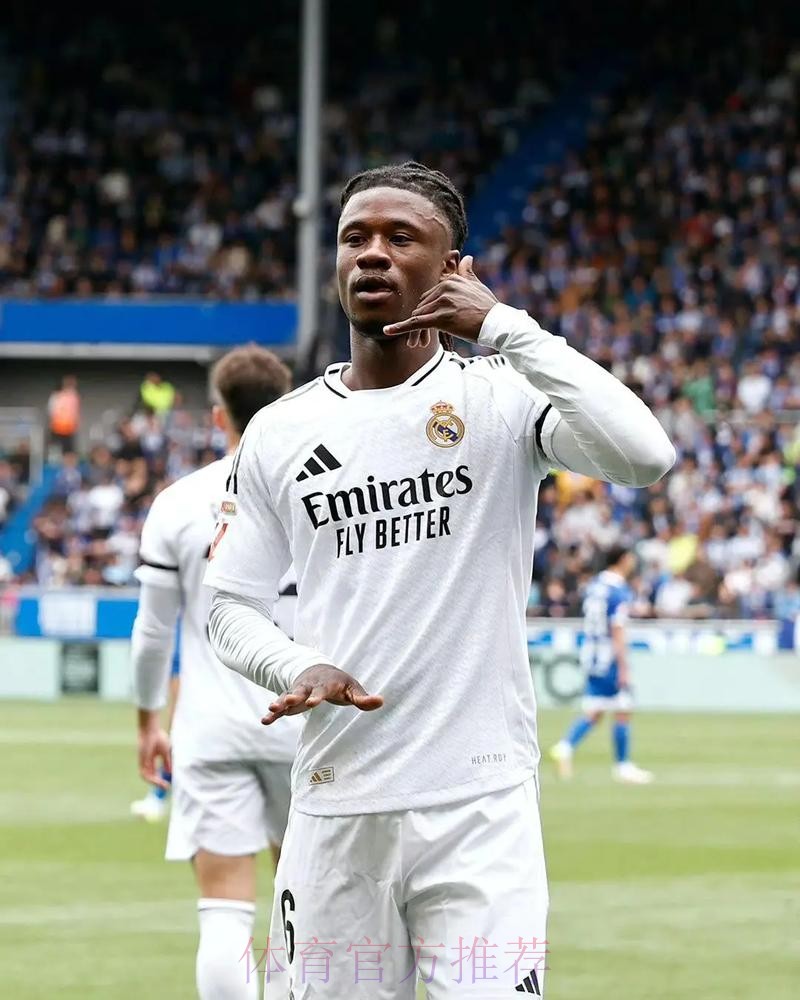 马卡:皇马一线队剩12人可用 对塞维多名小将会登场 马卡:皇马一线队剩12人可用 对塞维多名小将会登场